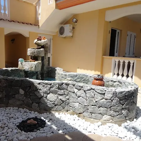 Apartment Villettemire